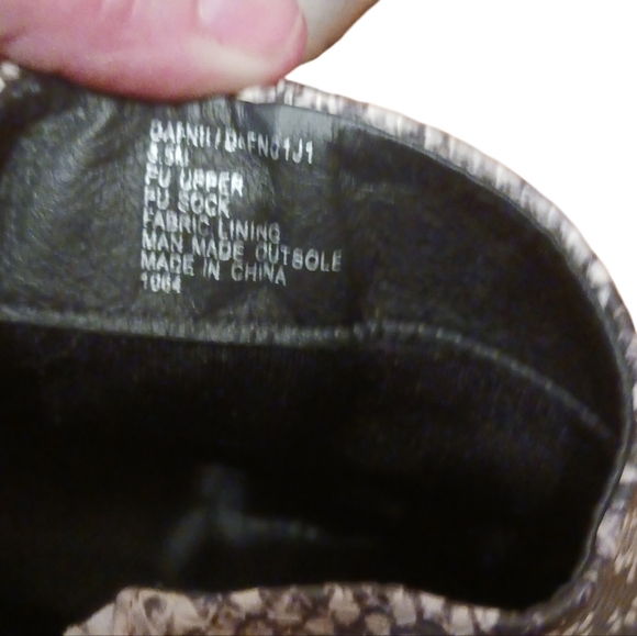 Steve Madden Dafnii Faux Snakeskin Pointy Toe Ankle Boots Ladies 8.5 Med EXOTIC - Picture 2 of 5